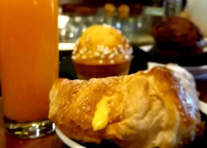 Relais Nazionale 18 Oda ve Kahvaltı